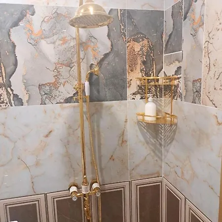Appartamento Vip Antique A1 *
